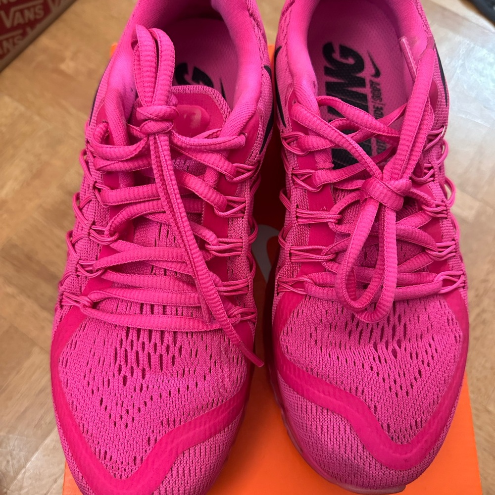 Nike Women’s Air Max 2015